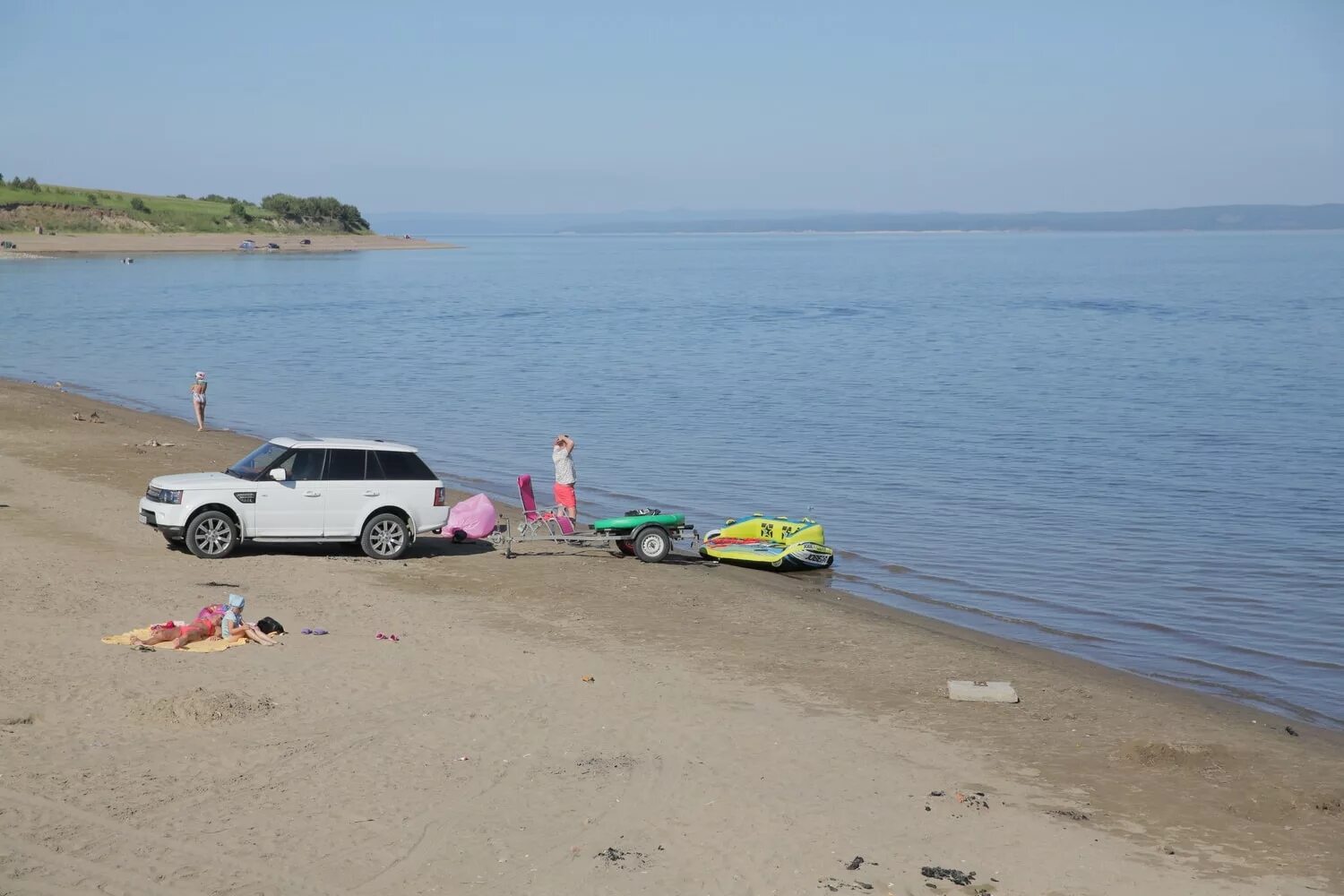 Погода на неделю приморск красноярский. Анашенский пляж Красноярское море. Залив Анаш Красноярское море. Красноярское море база. Анашенский Бор база отдыха.