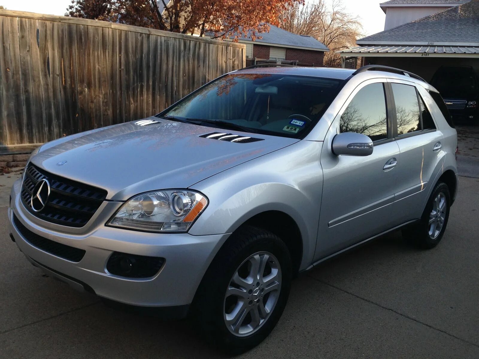 Ml 2006. Мерседес-бенц ml 350 2006. mercedes ml 350 2006. mercedes benz ml 350. мерседес мл 2006.