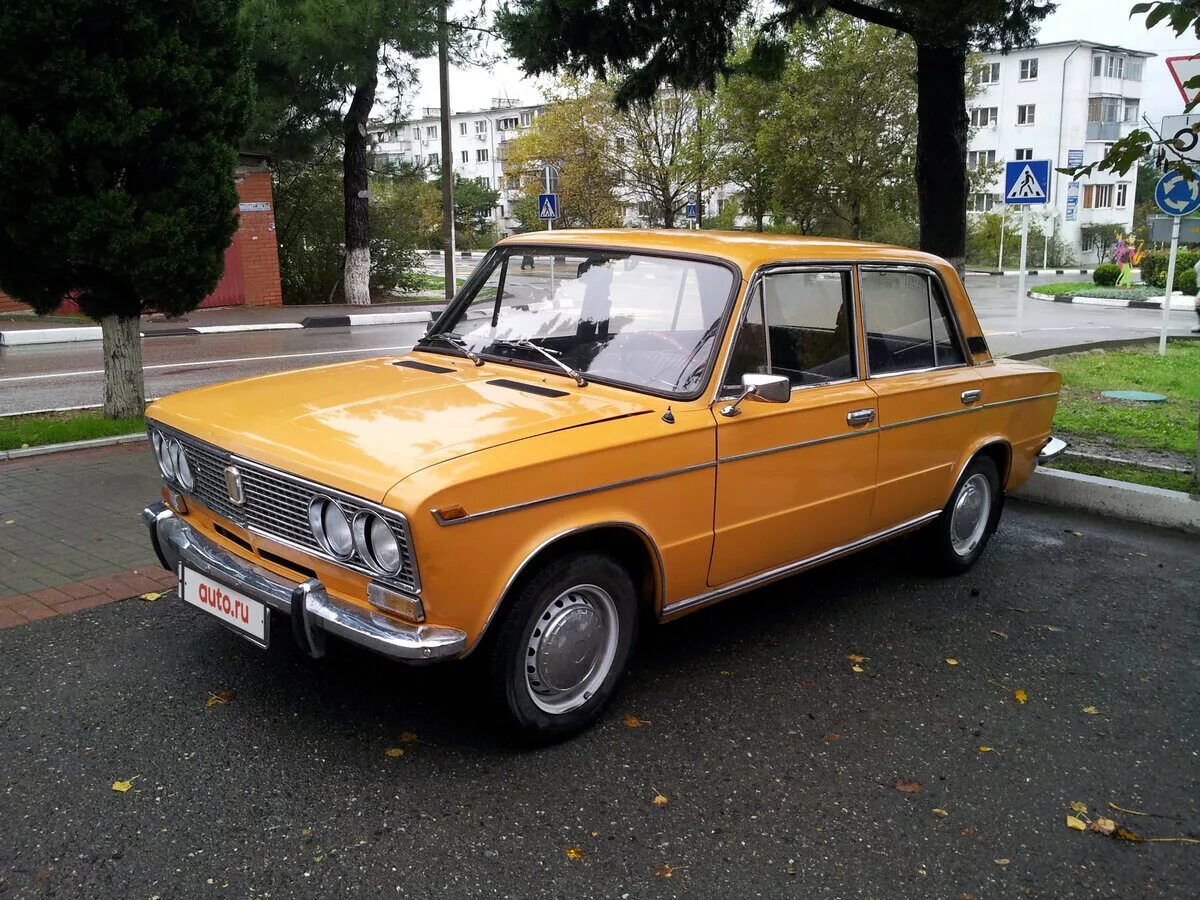автомобиль года 1976. Buick lesabre 1976. Buick lesabre sedan 1976. машины chevrolet c10 pickup 1976. бьюик центури.