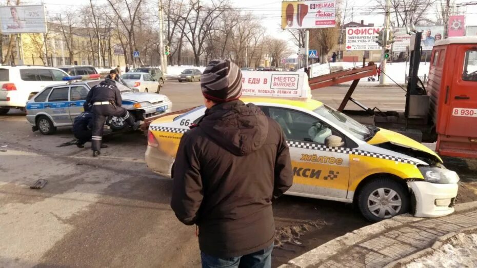 Такси Воронеж. Водитель такси воронеж