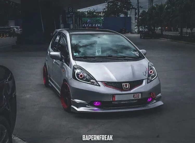 Honda Fit 2010. Хонда фит ge6. Honda Fit Tuning. Honda Fit 2010 тюнинг.