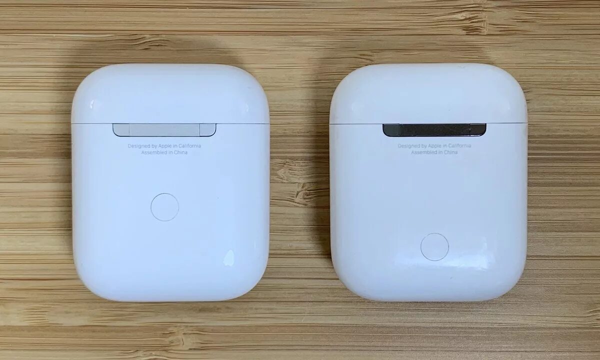 Airpods кнопка на кейсе. Apple кейс для AIRPODS 2. Apple AIRPODS Pro 2 кейс. Аирподс 2 оригинал.