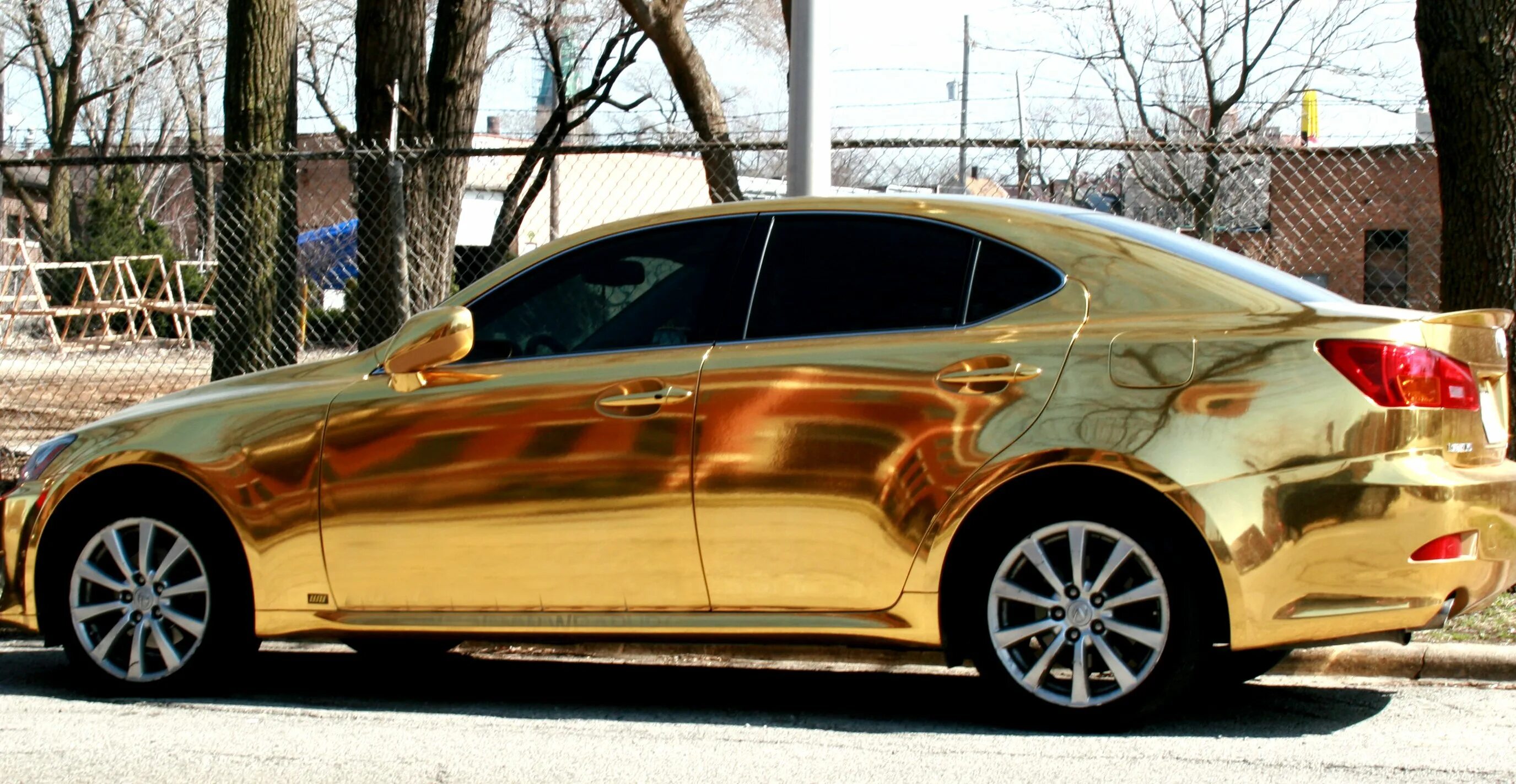Перламутровый золотой цвет. Kia k5 золотистая. Kia k5 золотого цвета. Киа к5 цветом бронзы. Киа к5 Золотая латунь.