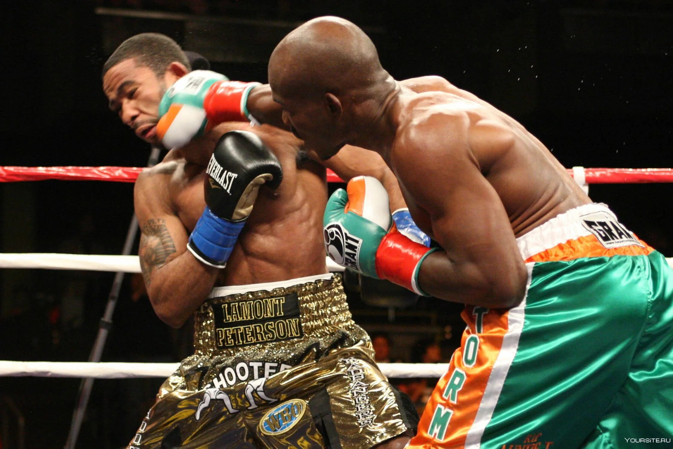 Джеб удар в боксе. Правый прямой удар в боксе. Хук джеб апперкот. Удар апперкот в боксе техника. Бокс для удп.