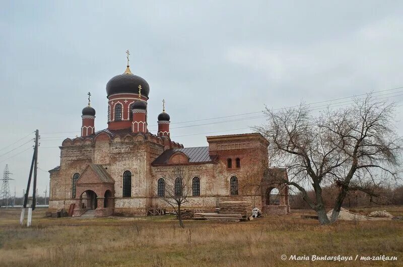 Поповка саратовская область саратовский район. Никольская Церковь Поповка. Село Поповка Хвалынский район храм. Село Поповка Хвалынский район. Саратовская область, Хвалынский район, с. Поповка Церковь.