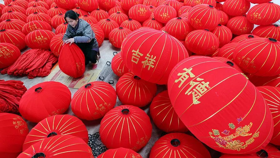 China for sale. Sale in china. Китайский магазин одежды. China for sale. Новый год в китае.