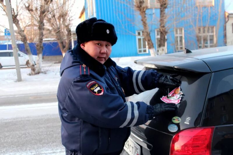 Сотрудник ГИБДД. Областное ГАИ. ГАИ Чита. ГАИ сотрудников Чита. Областное гаи телефон