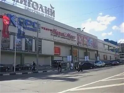 Севастопольский 11е. 11е. Тц севастопольский проспект, 11е. 11 е, тц «капитолий севастопольский». Тц капитолий севастопольский.