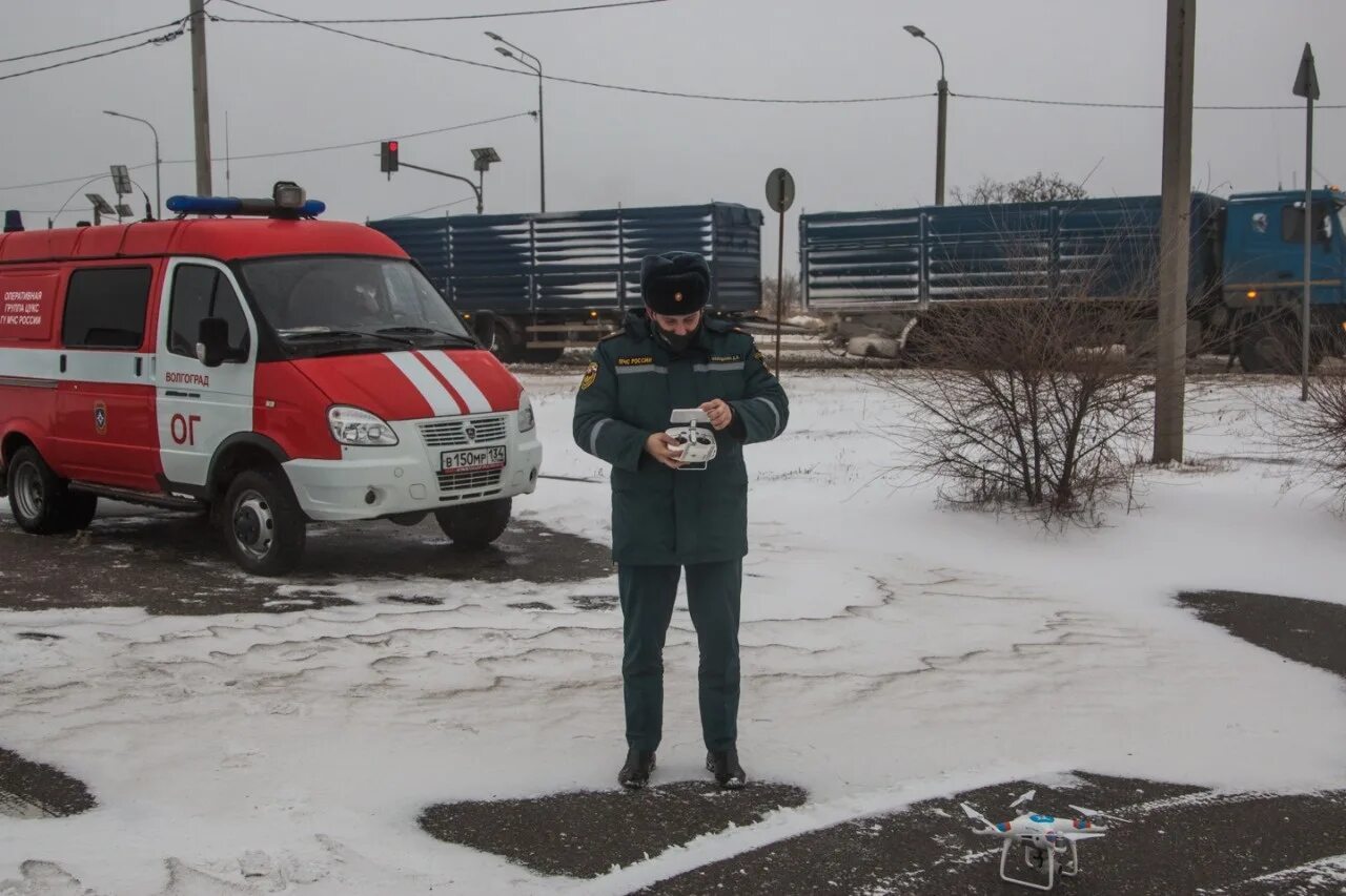 Оперативная группа мчс. МЧС снегопад. Опергруппа МЧС. Автомобиль оперативной группы МЧС.