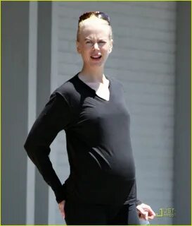 Nicole Kidman Bumps It Up: Photo 1192651 Pictures Just Jared.
