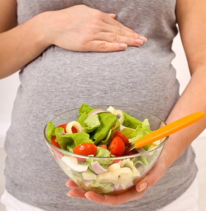 Продукты первый триместр. Питание для беременных. Еда для беременной. Беременность здоровое питание. Диета для беременных.