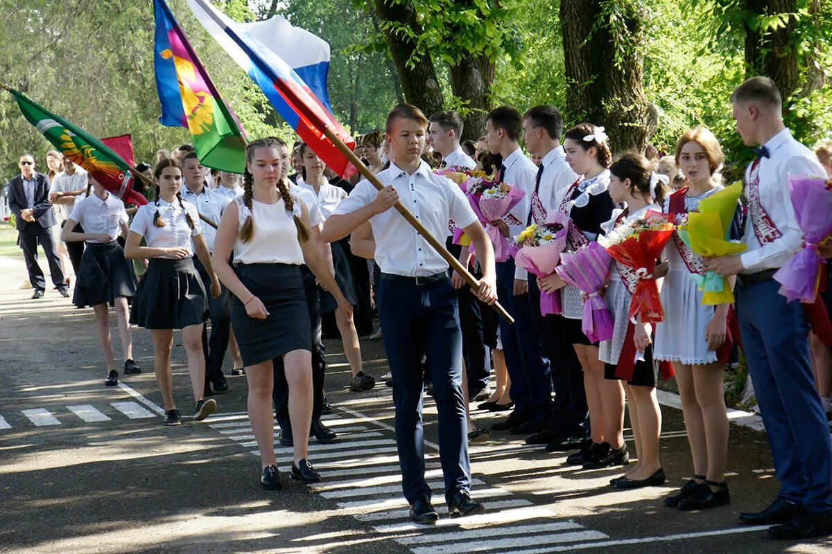 Погода в новопокровской краснодарского на 3 дня. Школа 1 Новопокровская Краснодарский край. Станица Новопокровская Краснодарский край школа 10. МБОУ СОШ 16 станица Ильинская Новопокровский район Краснодарский край. 1 Школа станица Новопокровская.