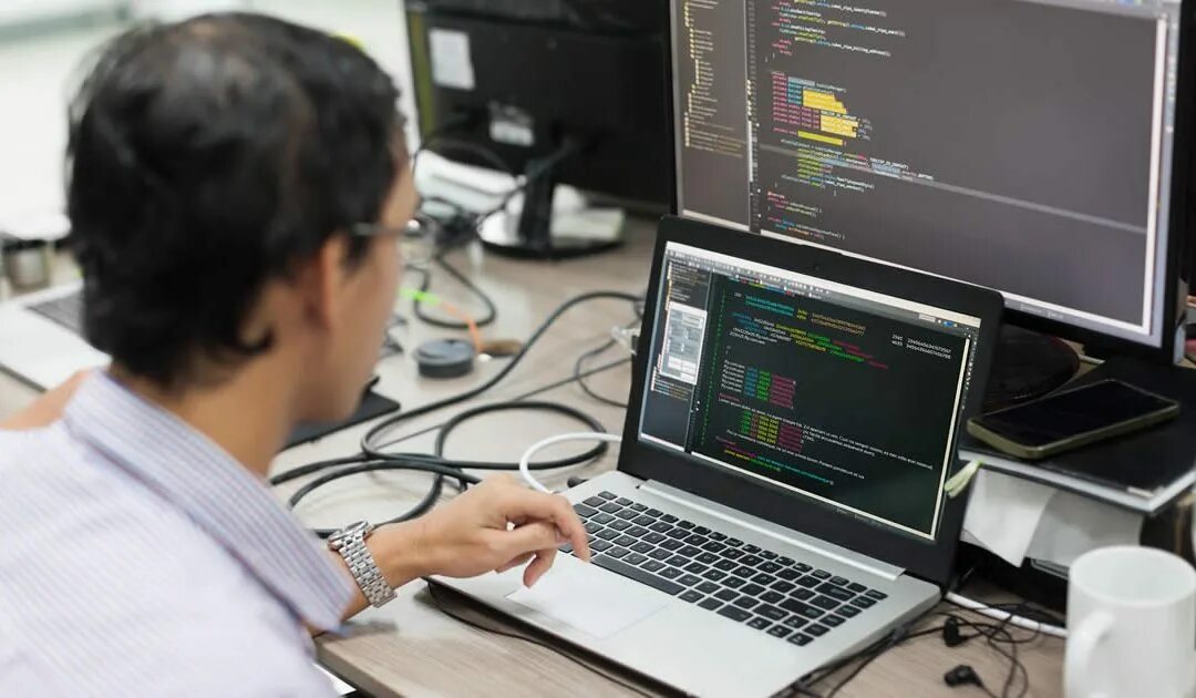 Software developer это. Sr software engineer. developer uz. job development. tech jobs.