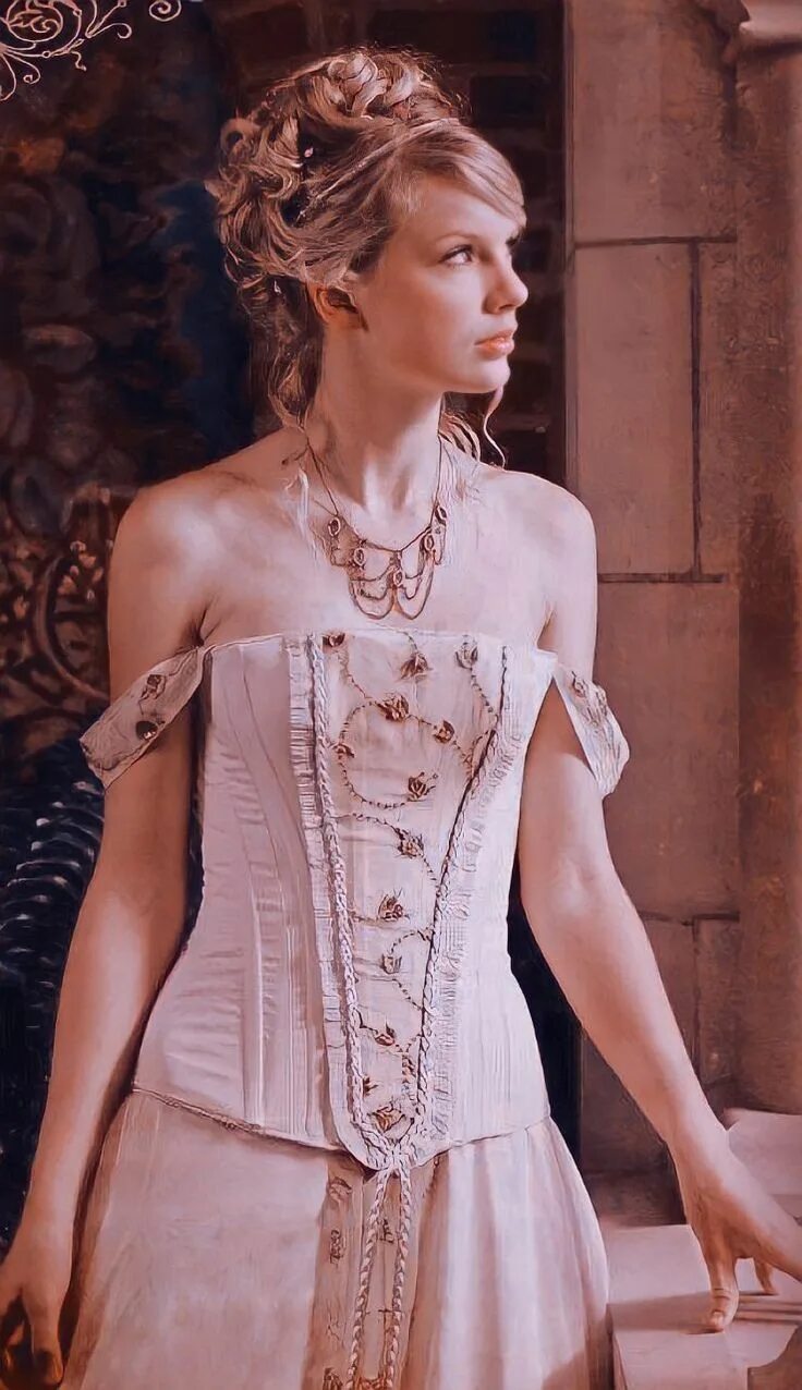 Ice spice). Taylor swift - love story обложка. Тейлор свифт клипы. Тейлор свифт 1989. Тейлор свифт лав стори.