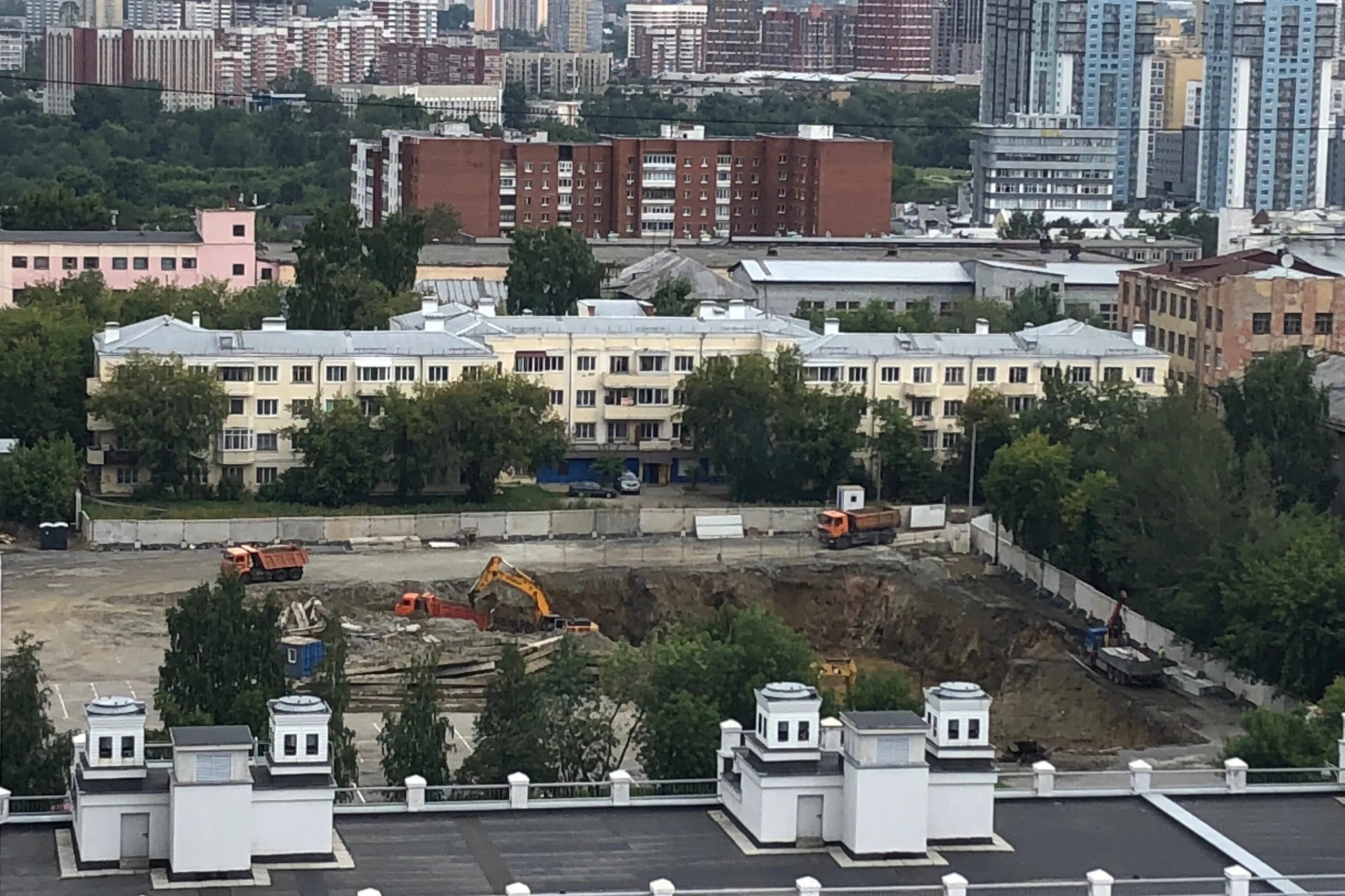 угмк на татищева. жилой квартал нагорный екатеринбург. татищева 90 екатеринбург на карте. угмк застройщик жк нагорный. застройка уралкабель екатеринбург.