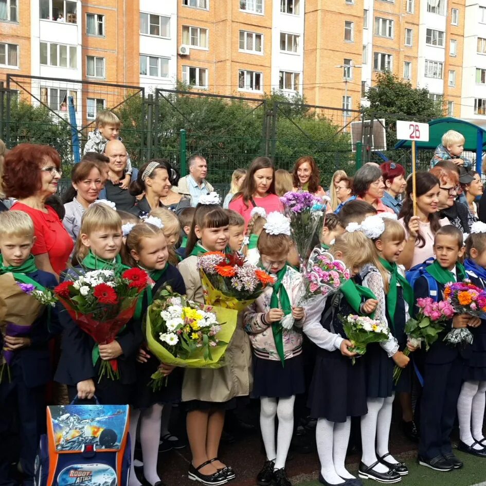 Школа 191 новосибирск. Школа 191 Санкт-Петербург. Школа номер 191 Новосибирск. Школа 191 Красногвардейского района. 191 Школа фото.