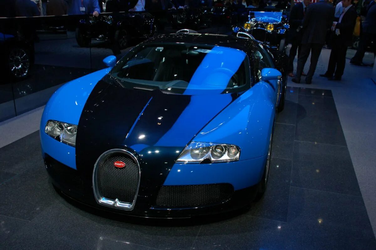 Бугатти вейрон vehicle legend. Chiron super sport 300+. Бугатти тоурбилон. Бугатти вейрон дива. 4 super sport.