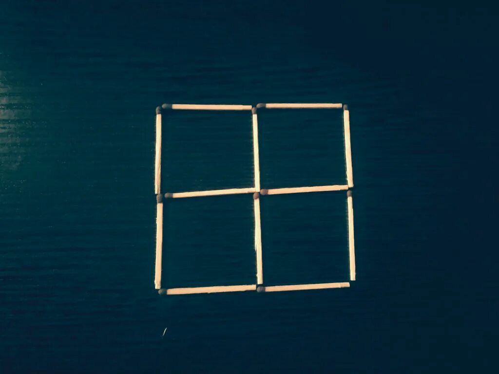 картина 4 квадрата. магический квадрат 4 класс решение 210,60,90. кривой квадрат как называется. площадь квадрата 4 см определи площадь. жреческий квадрат 4 на 4.