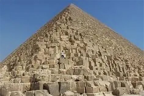 Храмы рамзеса ii абу-симбел. Пирамида хеопса древний египет. Всемирное наследие юнеско в египте презентация. Египетские пирамиды юнеско. Пирамиды гизы юнеско.