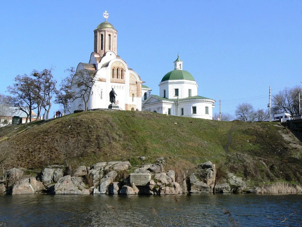 Біла церков. Город белая Церковь Украина. Храм Святого Георгия Победоносца белая Церковь. Город белая Церковь Киевская Губерния. Белая Церковь замковая гора.