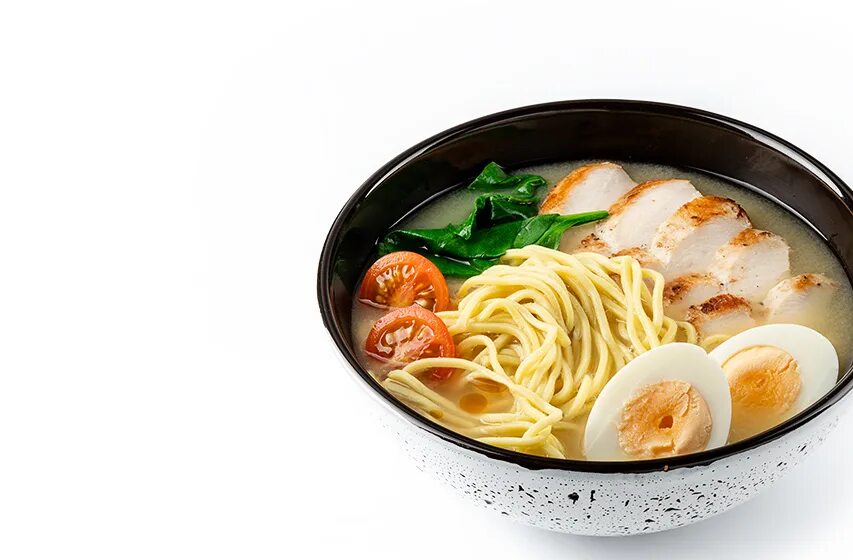 Рамён японский. Суп тори удон. Японский суп рамен, с курицей. Суп рамен. Лапша рамен с курицей.