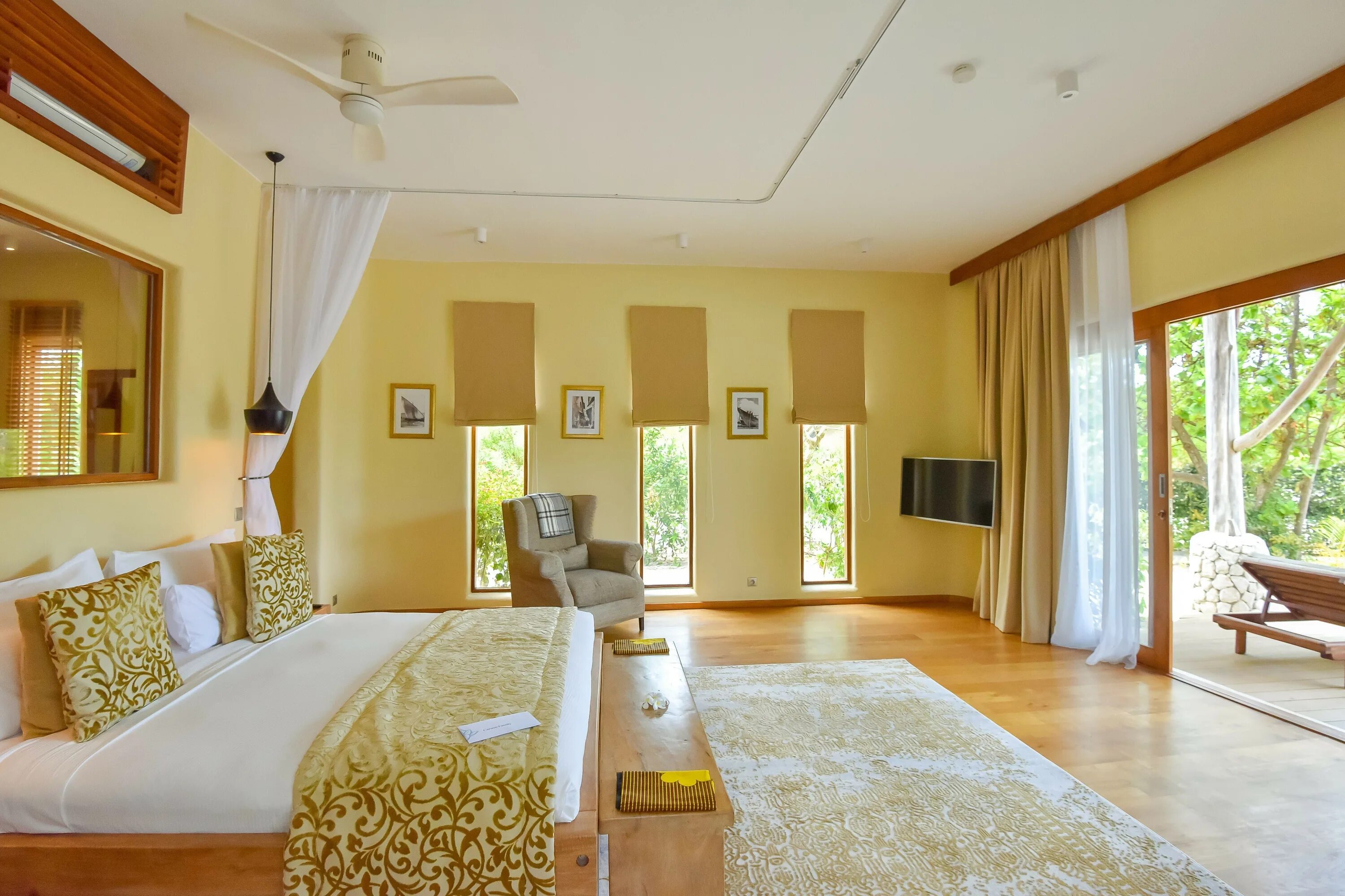 Zanzibar White Sand Luxury Villas Spa. Отель White Sands Luxury Villas & Spa 5*. Вилла Фэмили рум. Занзибар Вайт Сандс Люксури энд спа. Family 2 bedrooms