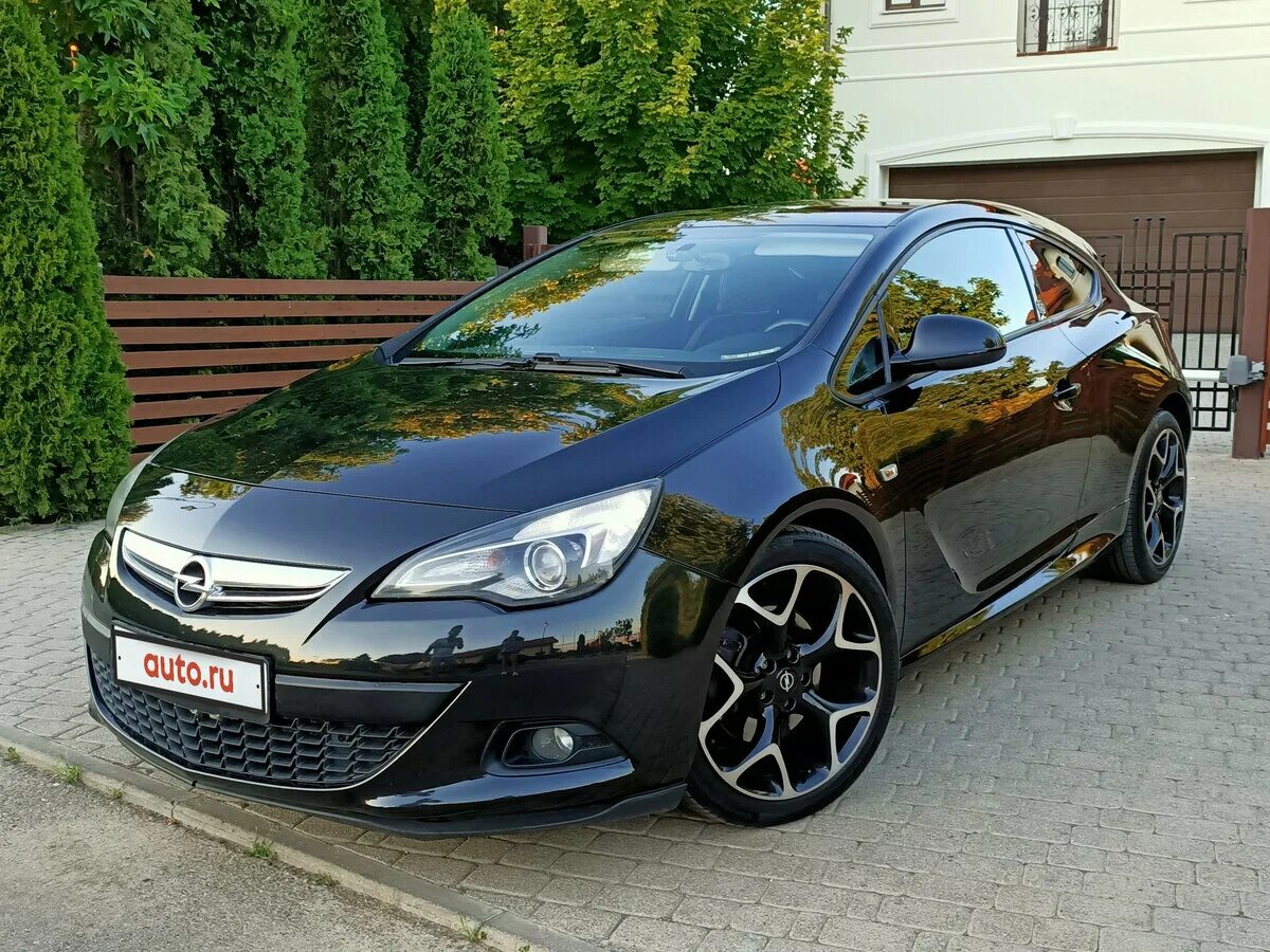 Купить опель j хэтчбек. Opel Astra GTC 2012 черная. Opel Astra GTC J Рестайлинг 2014-. Opel Astra j GTC 1.4.