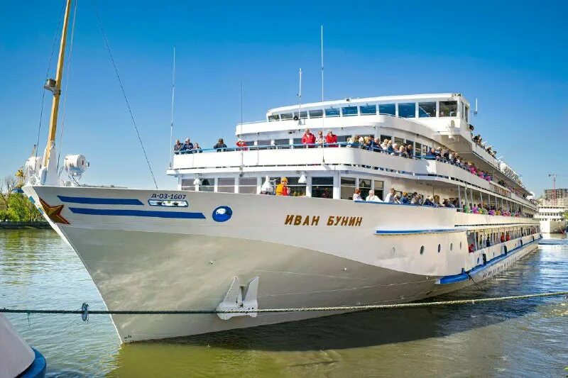 северный речной вокзал прогулки на теплоходе. круиз на теплоходе. сто новых лиц казахстана. донинтурфлот круизы на 2024 год. новый казахстан баннер.