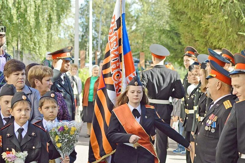 Рыбинский кадетский корпус. Кадетская школа рыбинск. Рыбинск кадетский корпус витязь. Кадетский корпус 2 рыбинск. Рыбинская кадетская школа интернат.