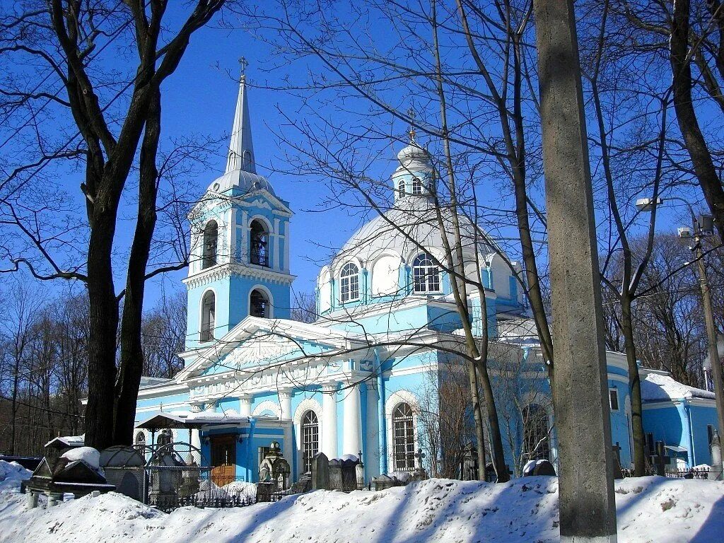 Храм Смоленской иконы Божией матери в Санкт-Петербурге. Смоленское кладбище Церковь. Смоленская Церковь Санкт-Петербург на Смоленском кладбище.