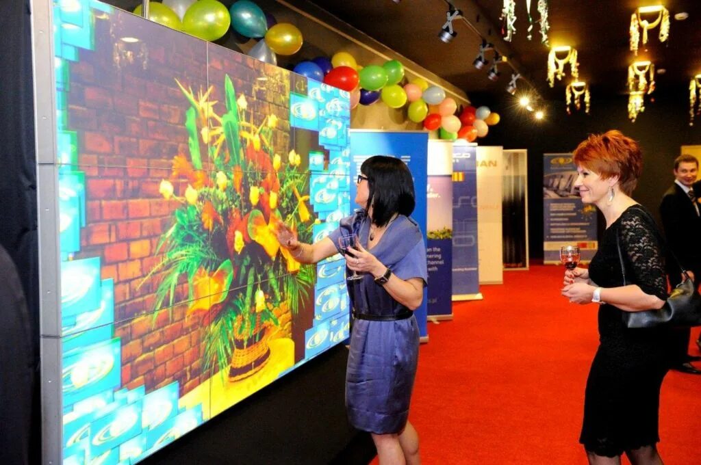 компьютерные технологии в школе. цифровые технологии в вузе. интерактивные формы проведения занятий формы. тимбилдинг на природе. проведение интерактивов.