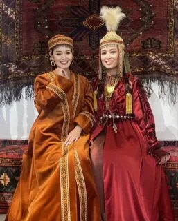 Жалаңаш жас модельдер