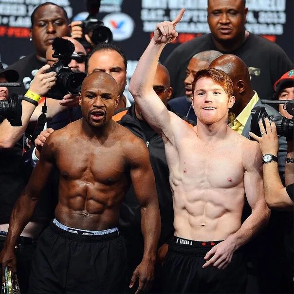Флойд ожп. Сауль альварес мейвезер. флойд мейвезер альварес. floyd mayweather vs canelo alvarez. флойд мейвезер канело.
