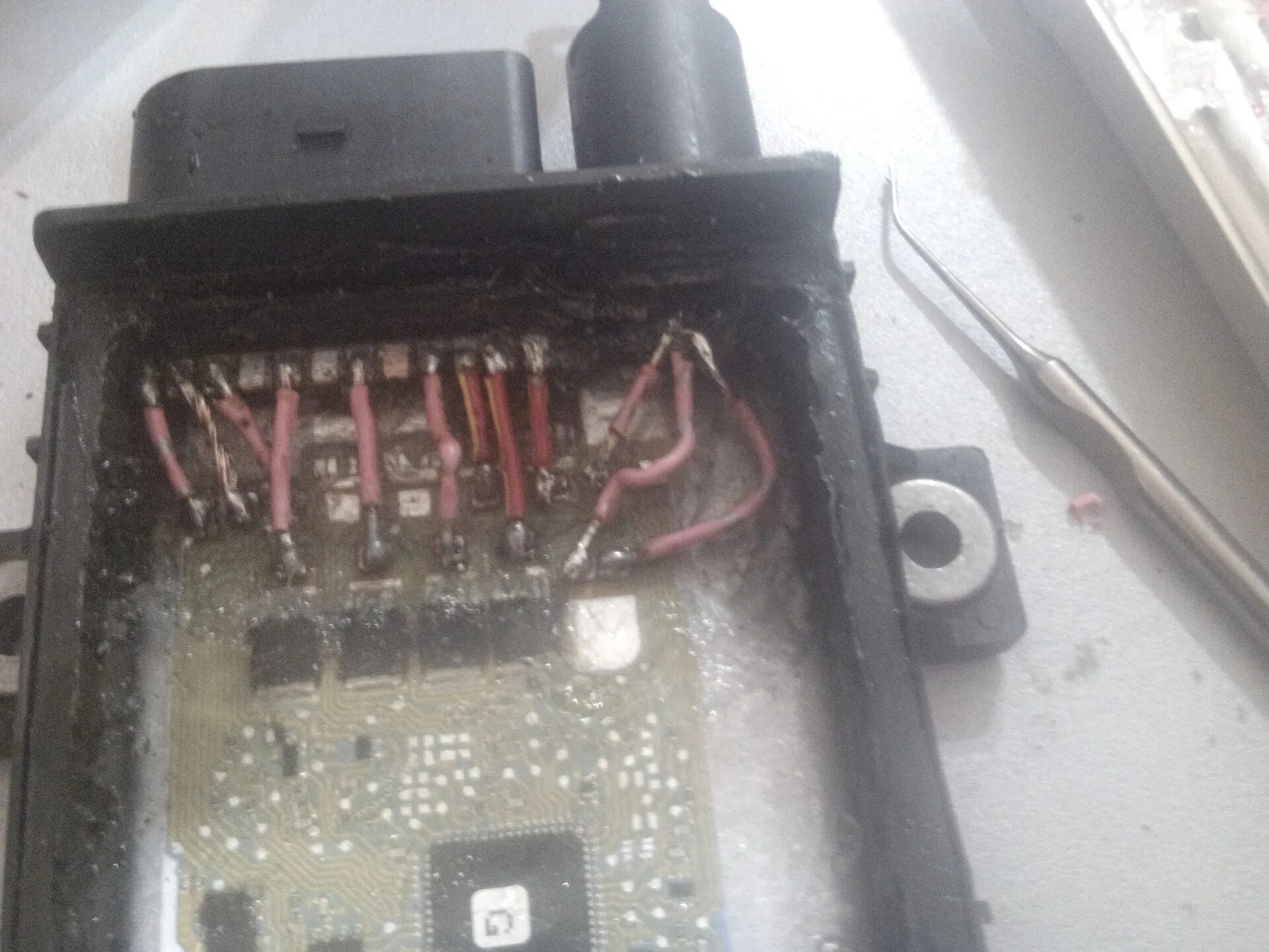 Блок свечей накала бмв е70. Как проверить блок управления свечами накала. Блок накала свечей мл270. Как проверить блок управления свечами накала. Блок накала свечей бмв х5 е53 дизель.