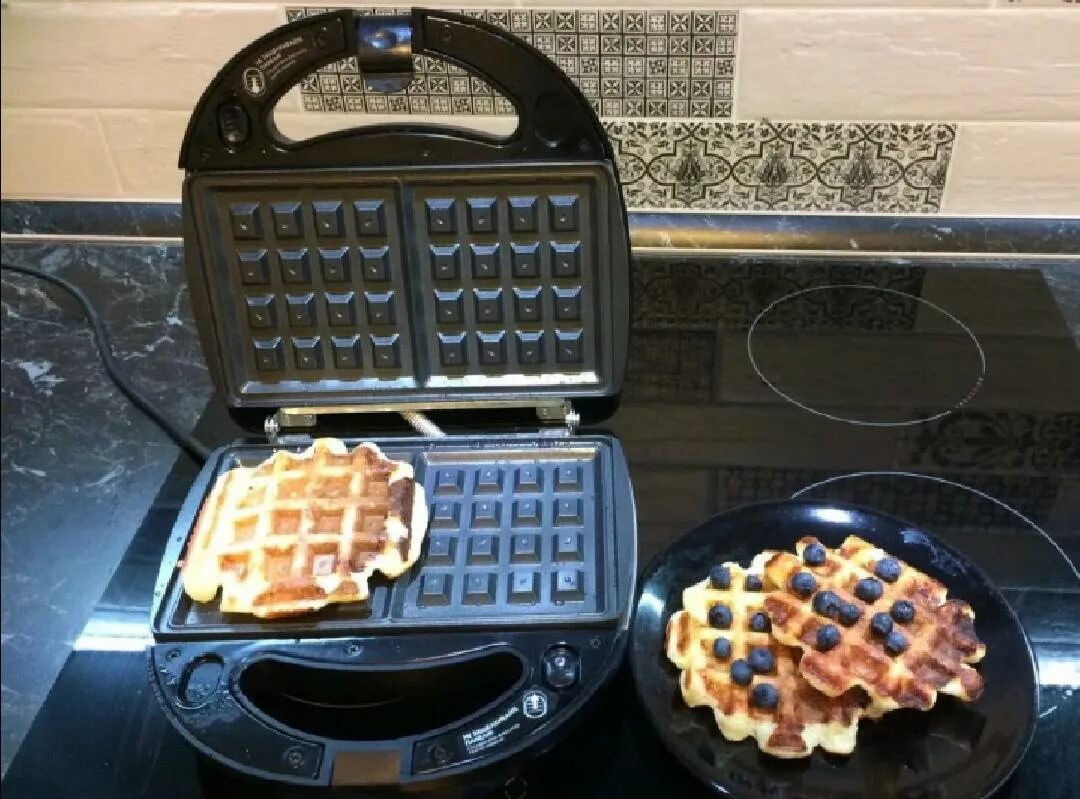 Redmond мультипекарь redmond rmb-m701/3 pro тостер. Мультипекарь ariete б0054963. Вафельница редмонд со сменными панелями. Вафельница редмонд. Мультипекарь 3 в 1.