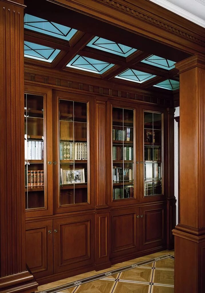 Библиотека из массива. Библиотека из массива дерева. Библиотеки из натурального дерева. Книжный шкаф в кабинет.