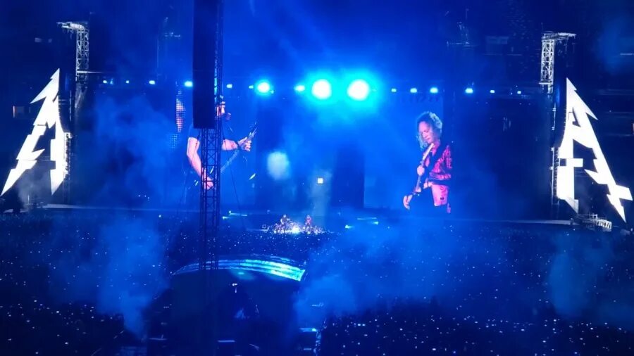 Металлик исполняет песню офицеры. Группа metallica цой. металлика 2019 лужники. конуерт в лужниках металика вход. 5sta family - &quot;вместе мы&quot; (1 мая в лужниках).