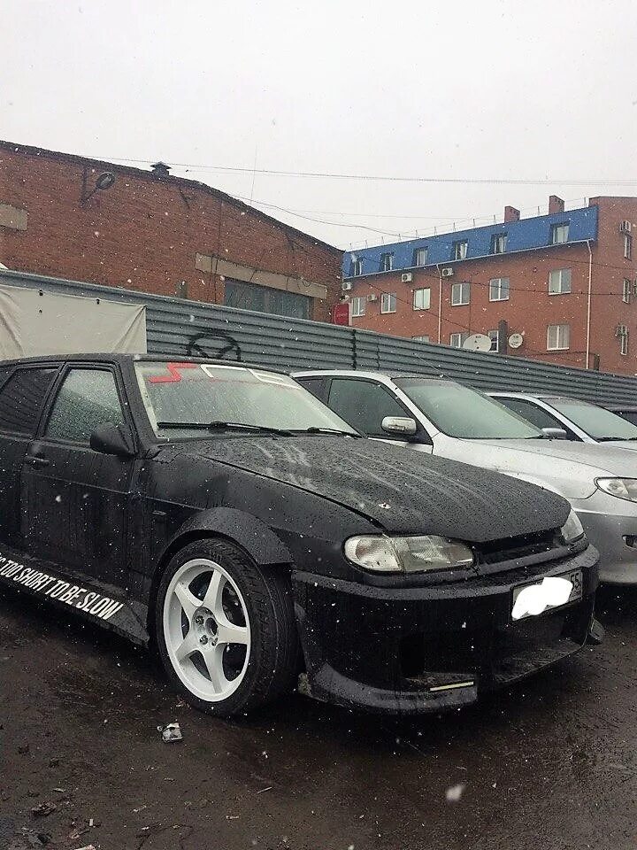 Вазы на заднем приводе