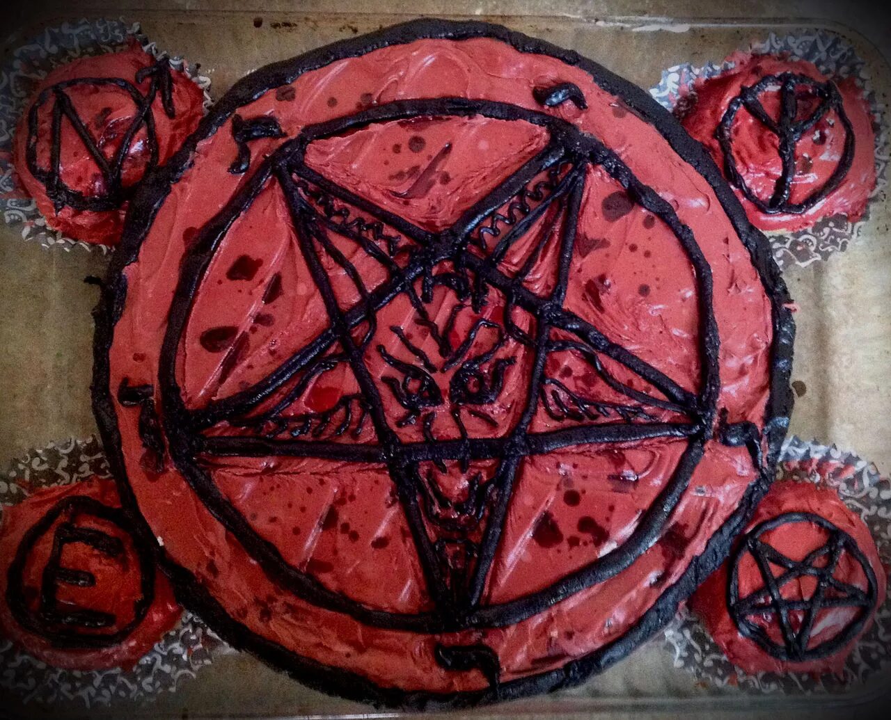 Дьявольские даты 16. Дата сатаны. Дата сатаны. Даты дьявола. Дата сатаны.