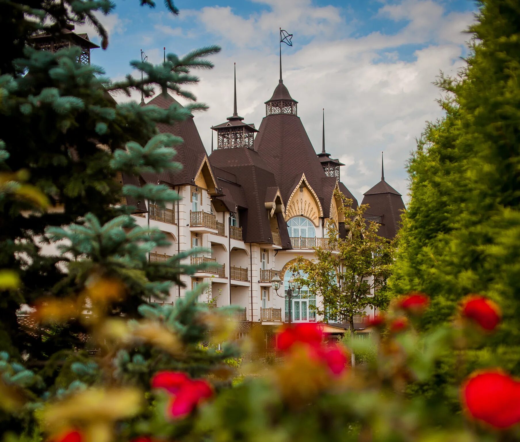 Отель в дорохово les art resort. Парк отель ареал в подмосковье. Отель ногинск яхонты бассейн. Отель в дорохово les art resort. Рейтинг парк отелей подмосковья.