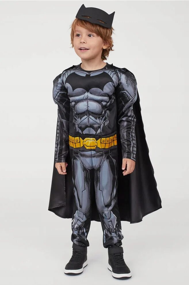 M costume