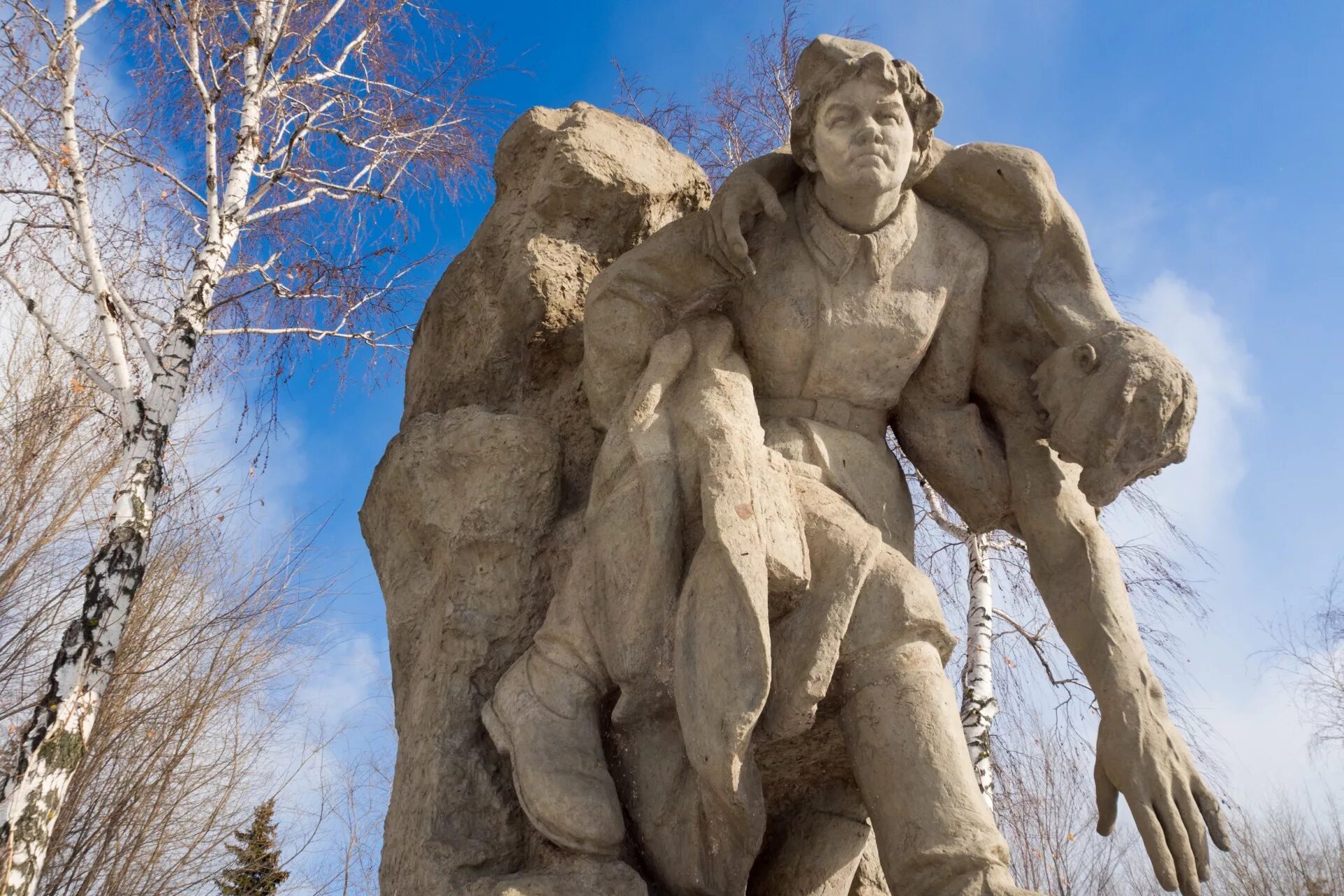 сталинград битва на мамаевом кургане. мамаев курган сталинград волгоград. скульптура сталинграда. скульптура сталинграда. солдат сталинграда мамаев курган.