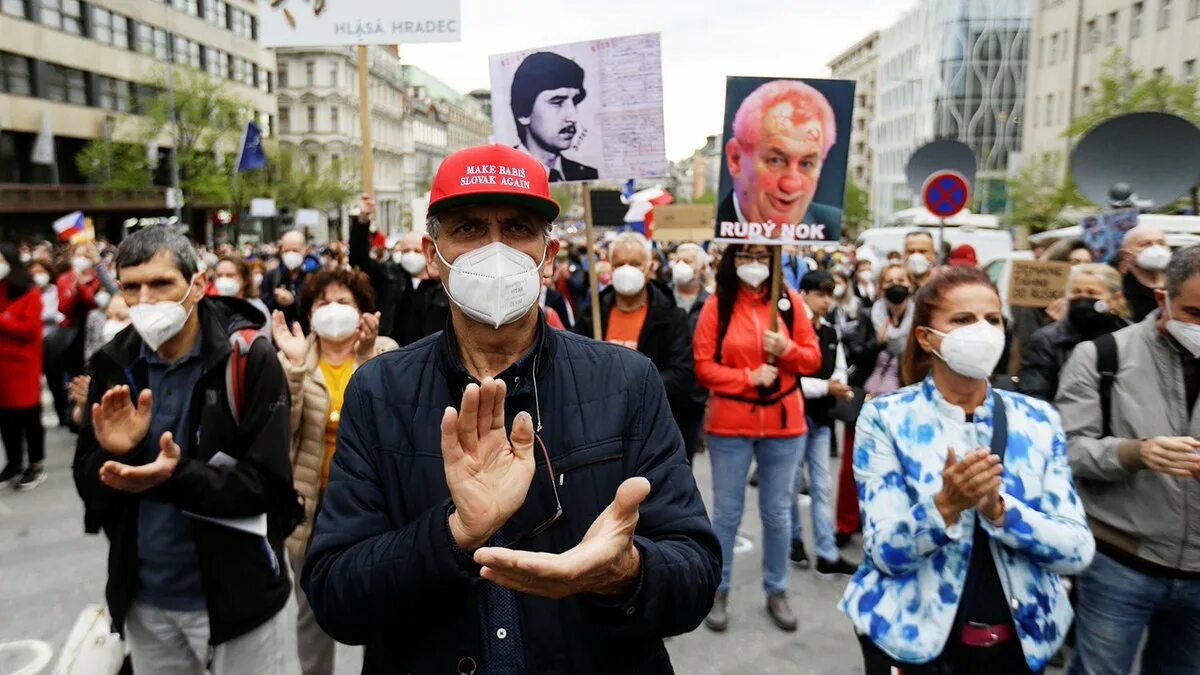 Чехия против россии. Митинг в Чехии. Демонстрация в Праге. Пророссийские протесты в Чехии. Протесты в Праге.