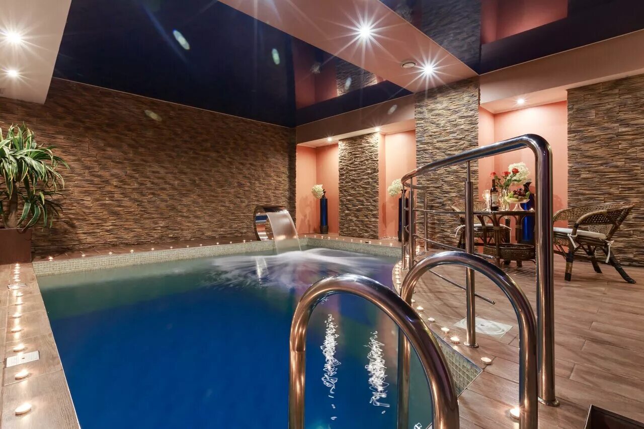 Распутин спа москва. Банный комплекс в современном стиле. Марриотт краснодар бассейн. Сауна вода автозаводская. Бани спа комплексы москва.