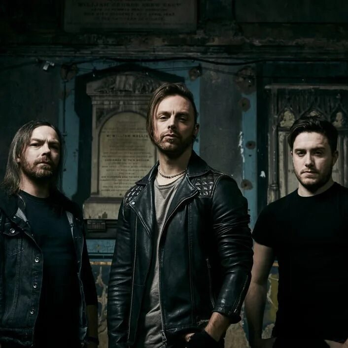 Bullet for my valentine demon. Группа bullet for my valentine. bullet for my valentine 2025. bullet for my valentine 2025. рок группа валентайн.