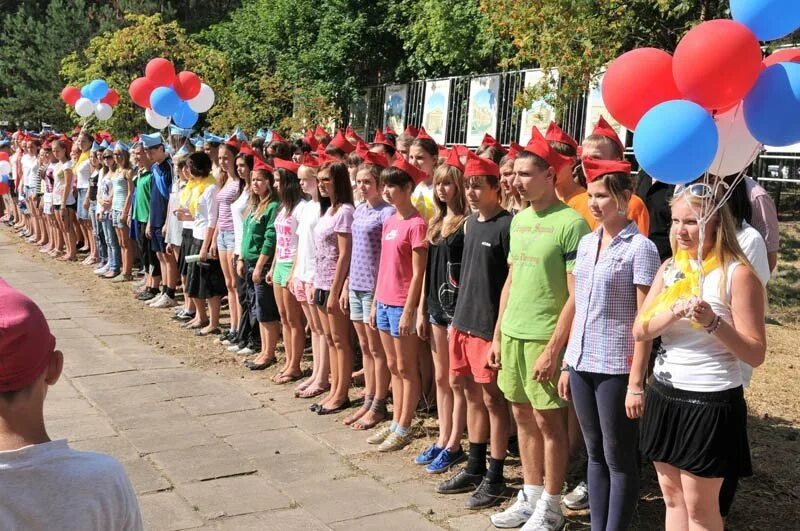 Сайт звездный рязань. Детский лагерь Лучезарный. Звездный лагерь Рязань 2024. Выползово лагерь Лучезарный. Детский лагерь Лучезарный Рязань.