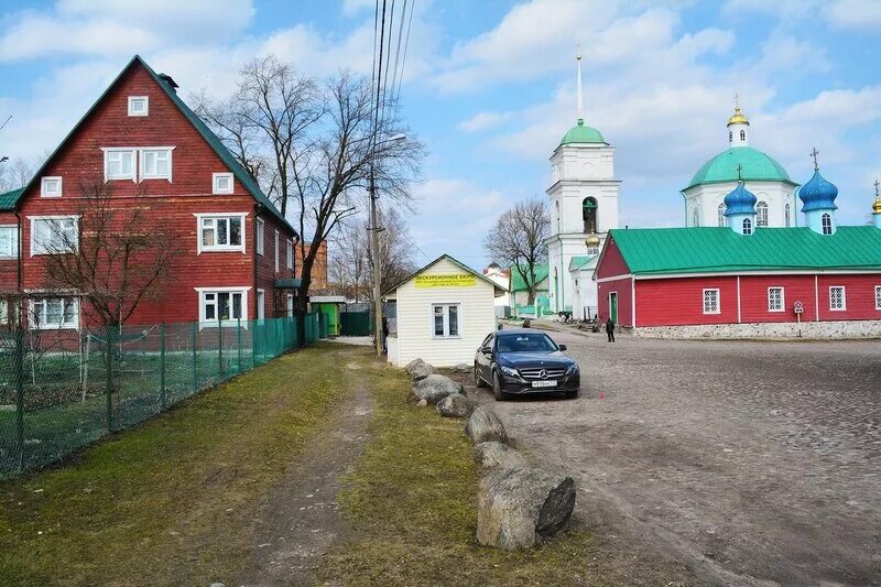 Прогноз печор псковских. Город печоры псковская область. эстонский квартал печоры. горо печоры эстония. печоры достопримечательности.