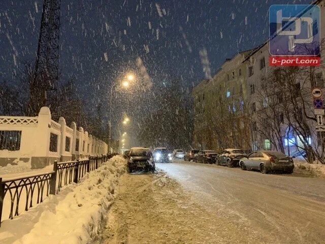 Оттепель в Мурманске. Обычное лето в Мурманске со снегом. Погода в Мурманске. Погода в Мурманске сегодня.