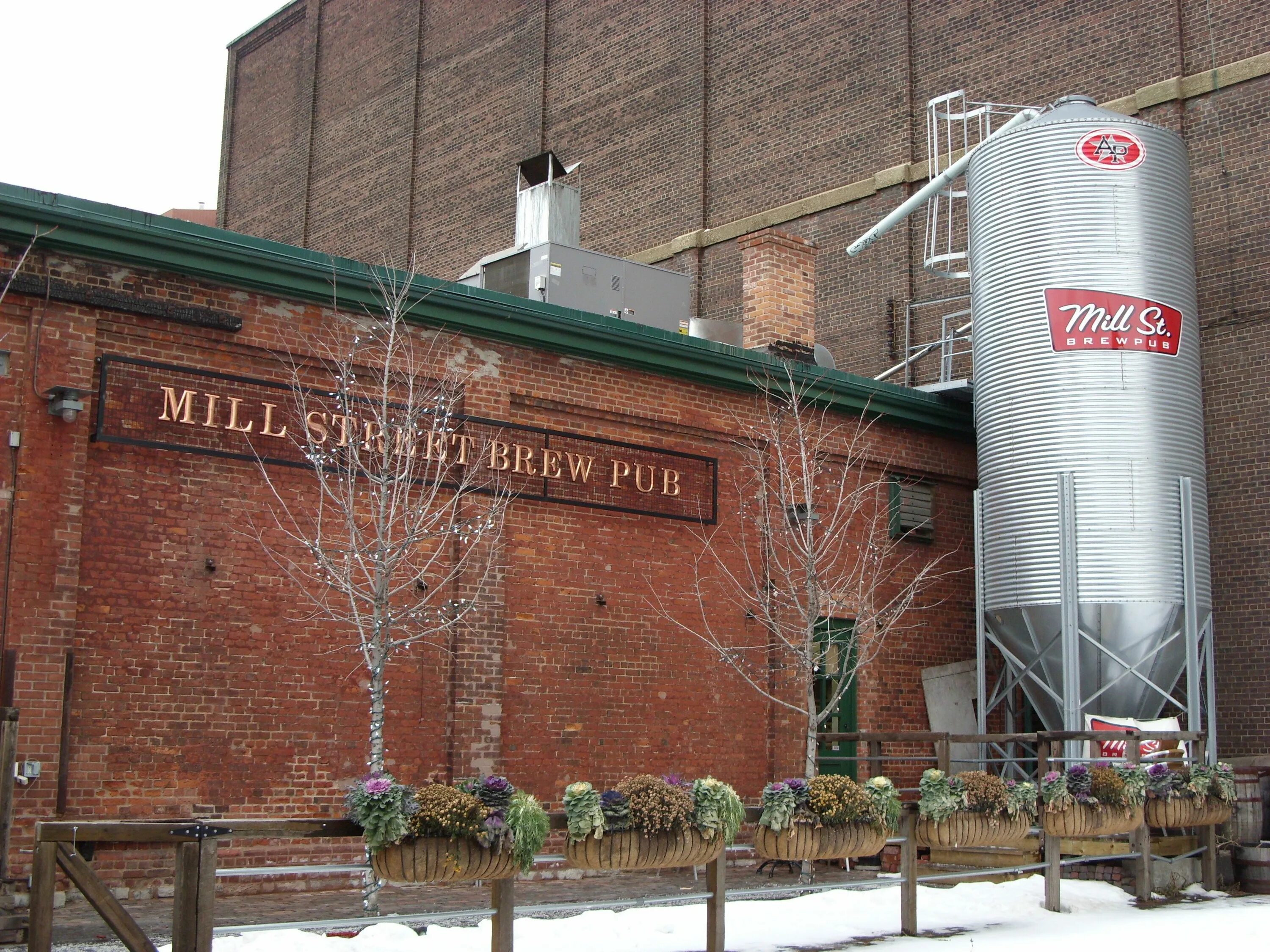 ТАРКС пиво. Hammer Mill пивоварня. Вознесенская пивоварня. Можайске крафотвая пивоварня.