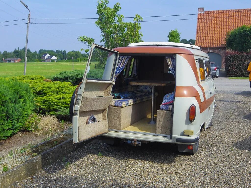 Б 1000 раз. Barkas b1000 привод. Barkas b1000 бортовой. Фургон Баркас в 1000. Barkas b1000 габариты.